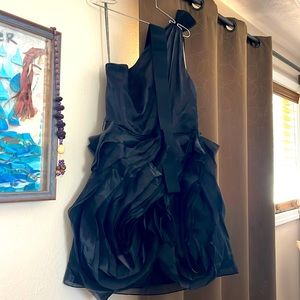 New Vera Wang Black Organza Rosette Skirt One Shoulder Cocktail Formal Dress S14